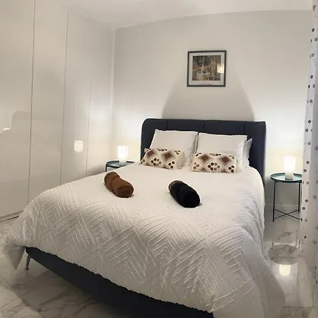 Trigone Premium 4 Stars * Montpellier