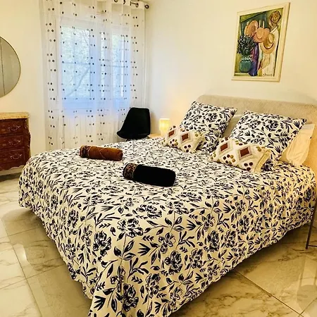 Trigone Premium 4 Stars Apartment