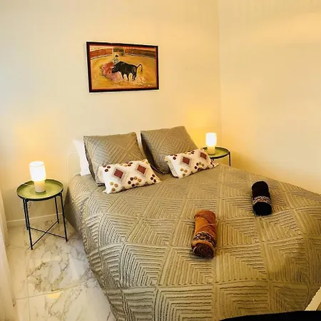 Trigone Premium 4 Stars Apartment