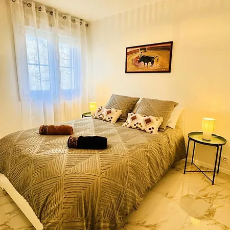 Trigone Premium 4 Stars * Montpellier